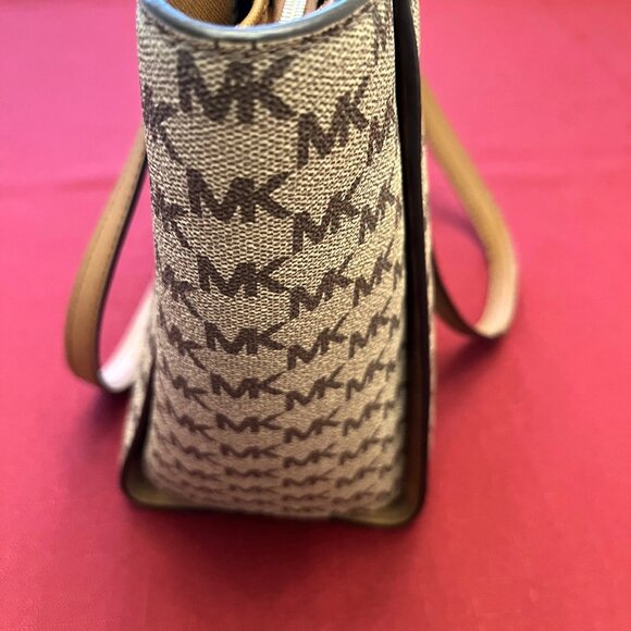 Michael Kors Dee Dee Brown And Creme Coated Canvas Leather Trim Bag - Picture 5 of 16